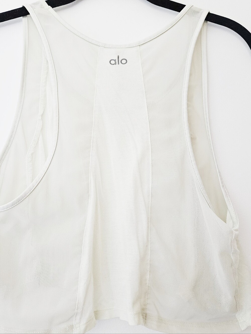 ALO | Crop Racerback Tank - Picture 2 of 5
